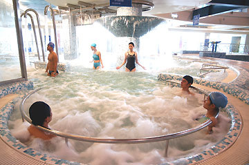 四川綿陽市游泳池水處理設備&radic;歡迎您